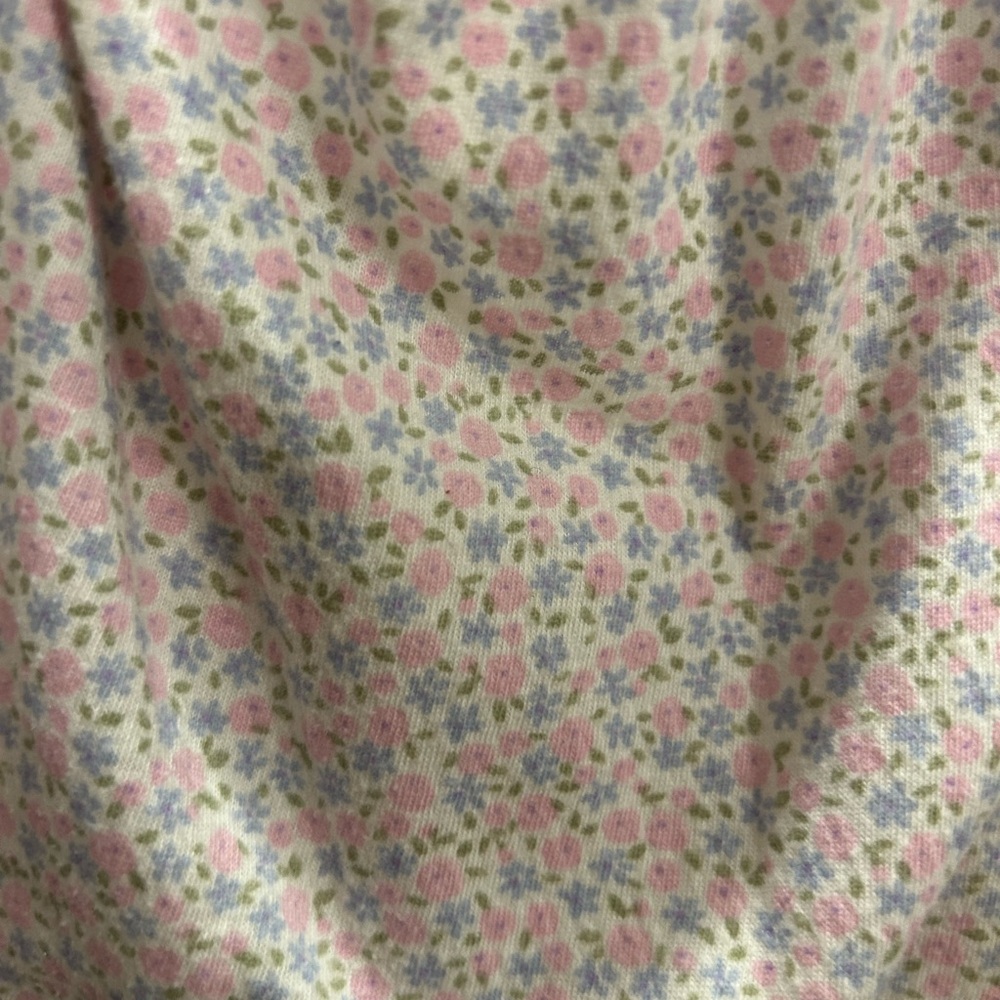 Floral Top - Picture 4 of 5